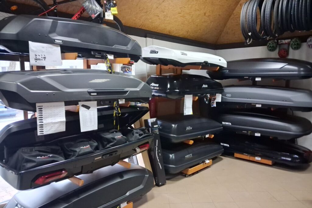 duży wybór boxów dachowych