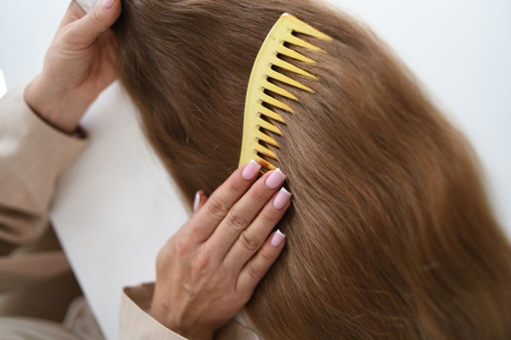 rozczesywanie włosów naturalnych